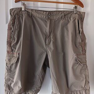 Falls Creek Men's Cargo Shorts Size 38 Taupe Beige 7 Pockets Hiking Fishing